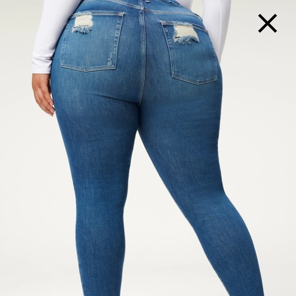 💙GOOD AMERICAN GOOD LEGS JACKED STEP HEM JEANS 💙 (new without tags) - Picture 3 of 5